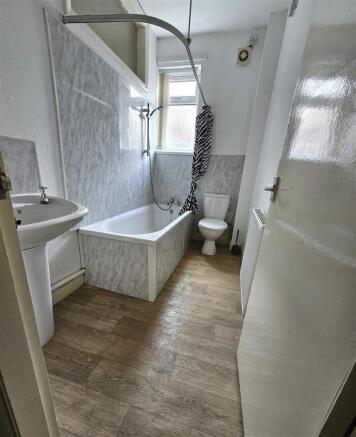 1 bed Not Specified to rent Image 4