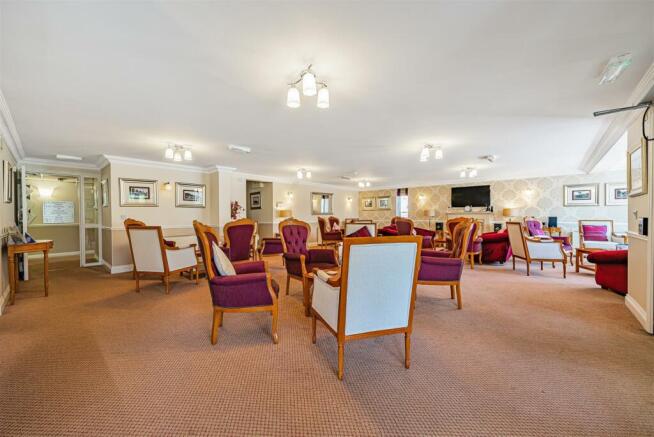 Owners Lounge.jpg