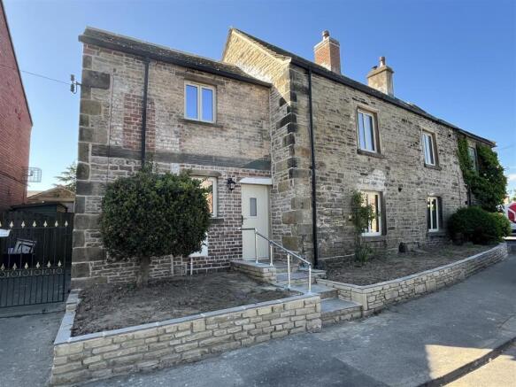 2 bed Character Property to rent in barnsley