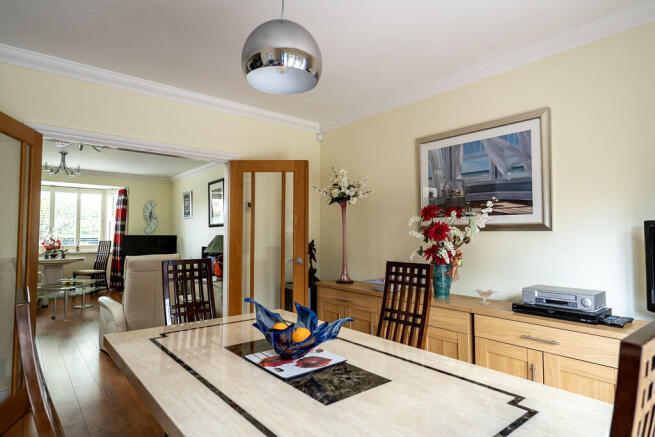 4 bed Detached for sale Image 12