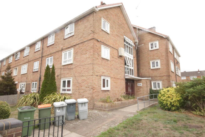 A Good Size 3 Bedroom Ground Floor Flat for Sale