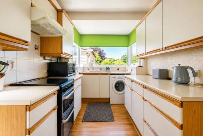 3 bed Semi-Detached for sale Image 5
