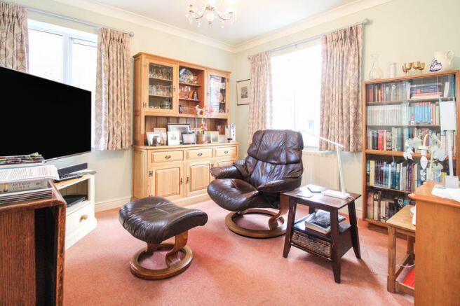 Dining room/snug