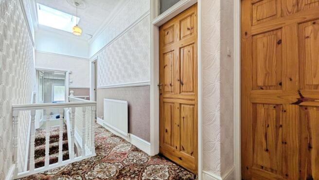 3 bed Terraced for sale Image 6