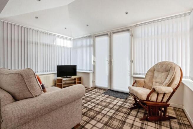 3 bed Semi-Detached for sale Image 10