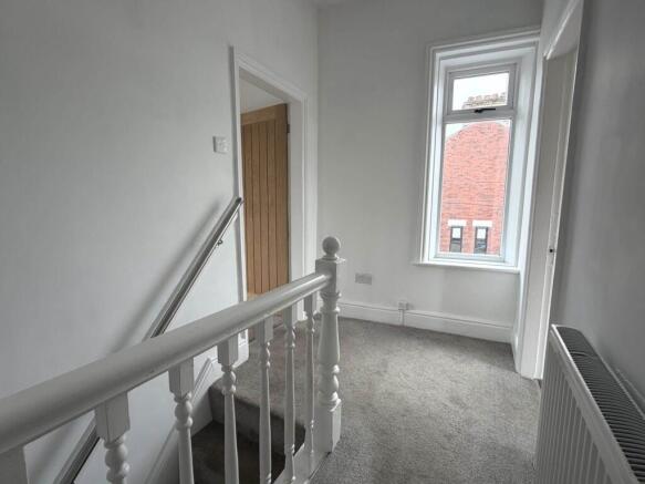 2 bed Terraced for sale Image 9