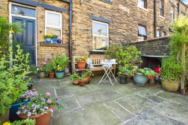 5 bed Terraced for sale Image 7