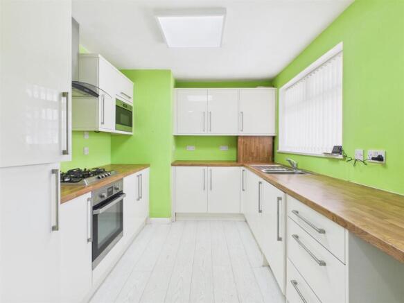 Kitchen: