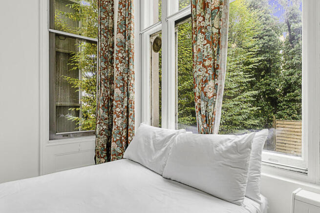 PSQ-8 - 8,24 Pembridge Square,W2 4DR-5.jpg