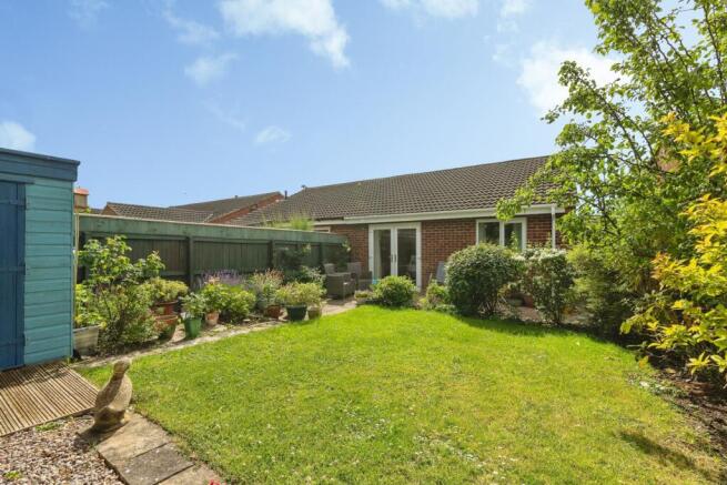 2 bed Bungalow for sale Image 12