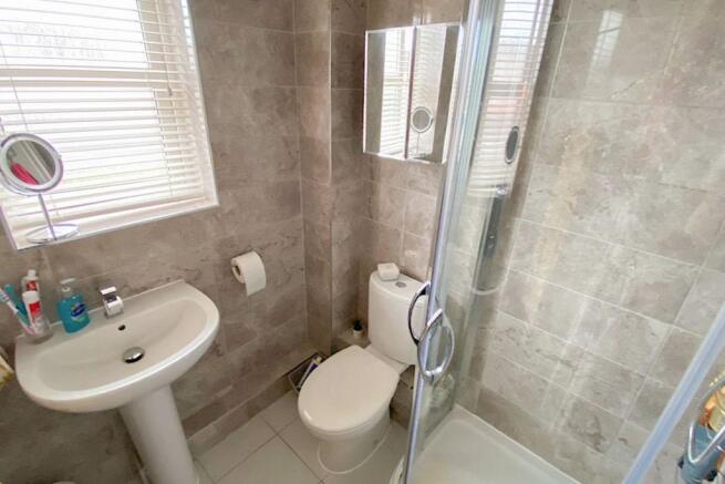 Master En-suite