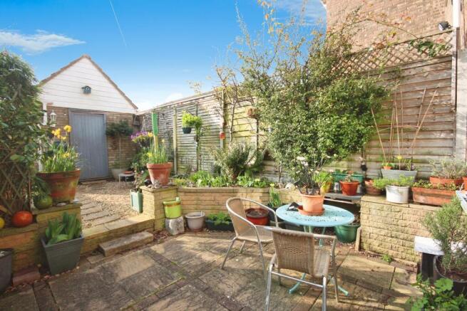 Garden & Garage