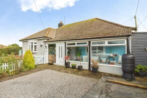 Edburton, Shepherds Way, Hastings TN35 4BD