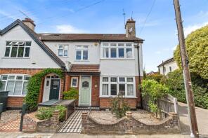 59, Cambridge Crescent, Teddington TW11 8DX