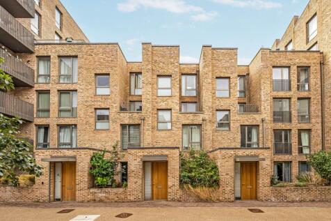 Isambard Court, Boaters Avenue, Brentford Lock West