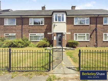 Longfield Avenue, Crosby