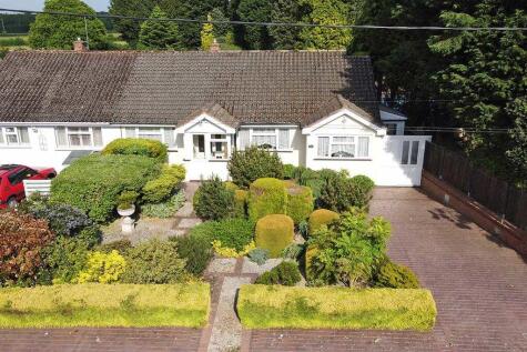 Woodhouses Road, Burntwood