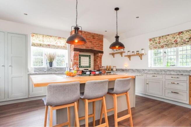 Kitchen/Breakfast