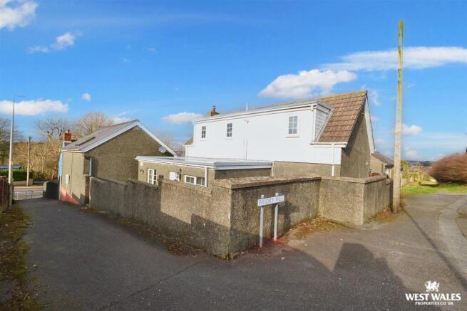 Priory Hill, Milford Haven photo 4