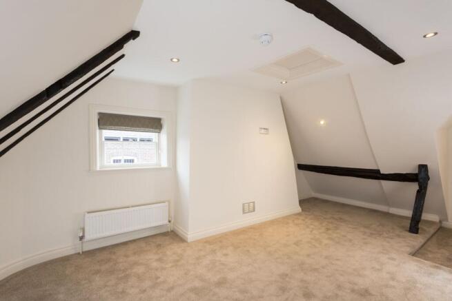2 bed Apartment to rent Image 10