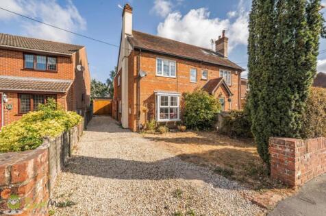 Franklin Avenue, Tadley, Hampshire, RG26