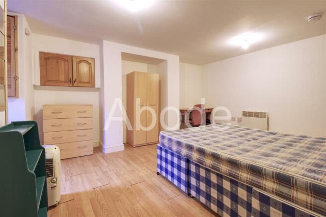 3 bed House to rent Image 6