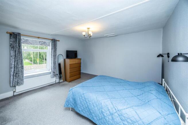 2 bed Terraced for sale Image 9