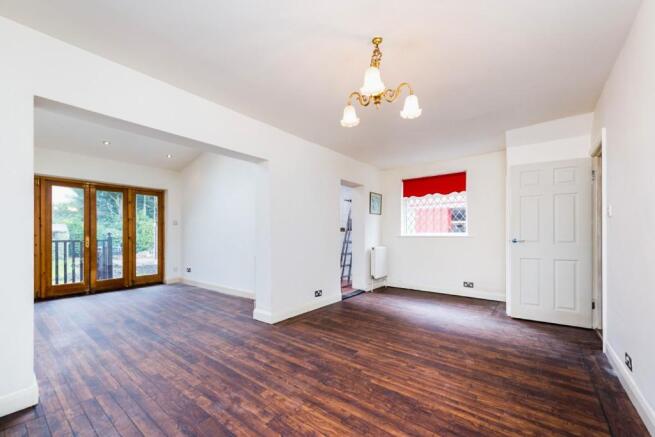 Family room/dining r