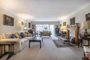 2, 8 Hayes Court, Sunnyside, London SW19 4SH