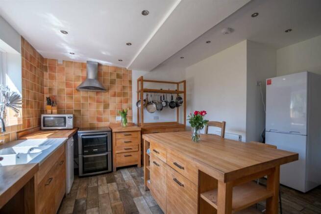 Kitchen/Breakfast Room