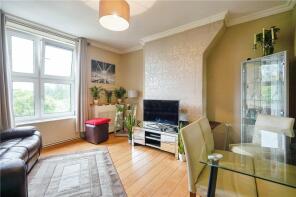 16, Goldsborough House, Wandsworth Road, London SW8 2RN