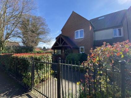 Ainsworth Court, Grove Lane
