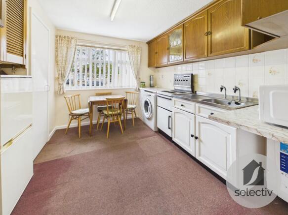 2 bed Detached Bungalow for sale Image 4