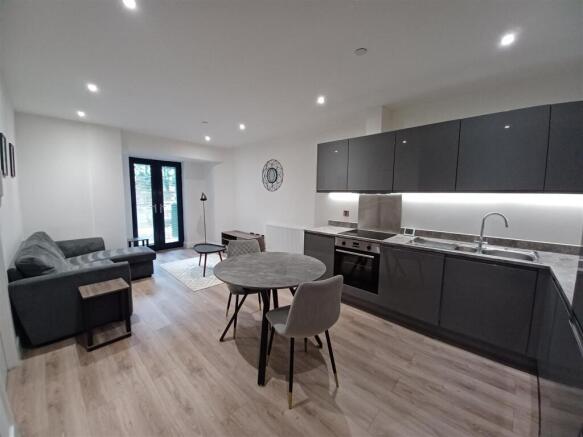 Apartment in Solihull - View 5