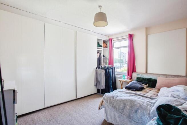 2 bed Semi-Detached for sale Image 8