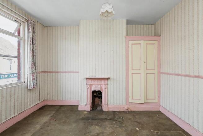 2 bed Terraced for sale Image 10