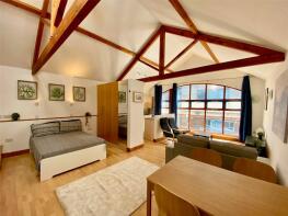 Flat 4, 12, Backfields Lane, St Pauls, Bristol BS2 8QW