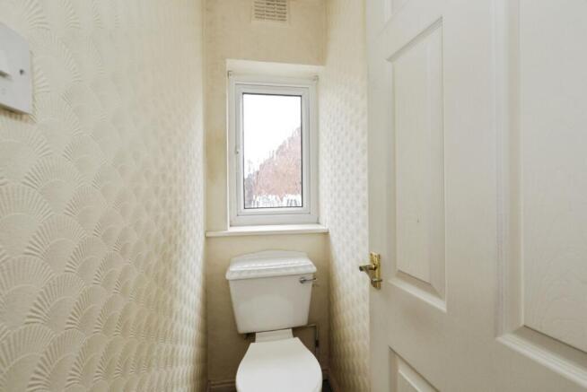 2 bed Semi-Detached for sale Image 8