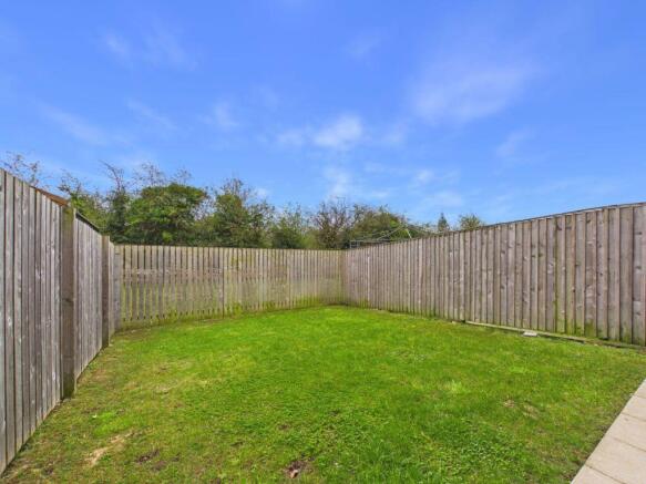 3 bed Semi-Detached for sale Image 11