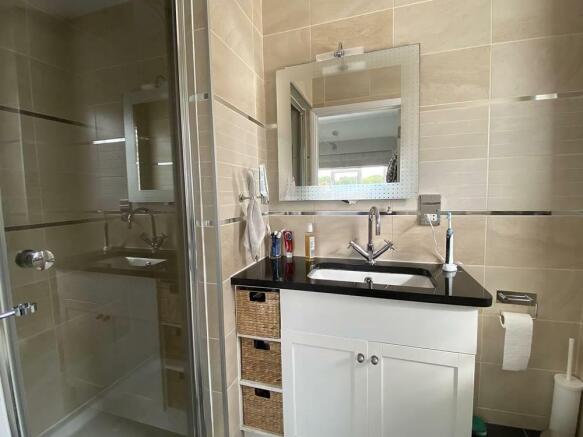 en suite.jpg