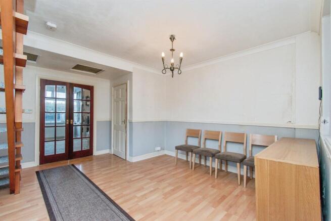 3 bed Semi-Detached for sale Image 5