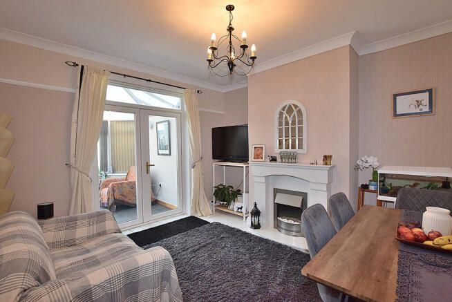 3 bed Semi-Detached for sale Image 4