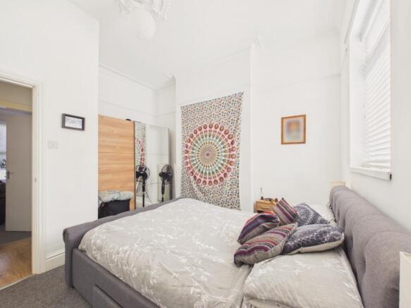 2 bed Terraced for sale Image 6