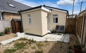 15, Lanchester Avenue, Clacton-on-sea CO15 2LL