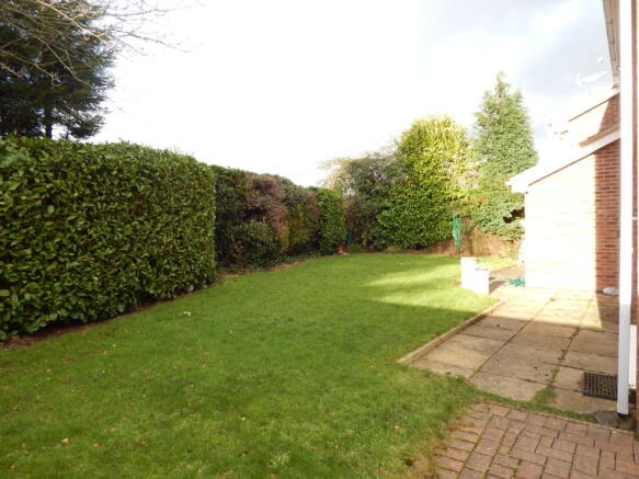 Photo 10