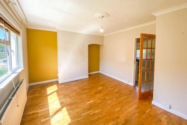 180 Wood Lane, Chippenham, Wiltshire, SN15 3EE