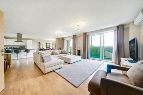 Glenthorne Road, London, W6