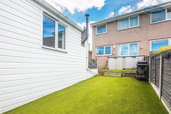 3 bed Semi-Detached for sale Image 7