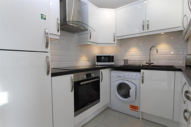Austcliffe Lane, Cookley, Kidderminster photo 3