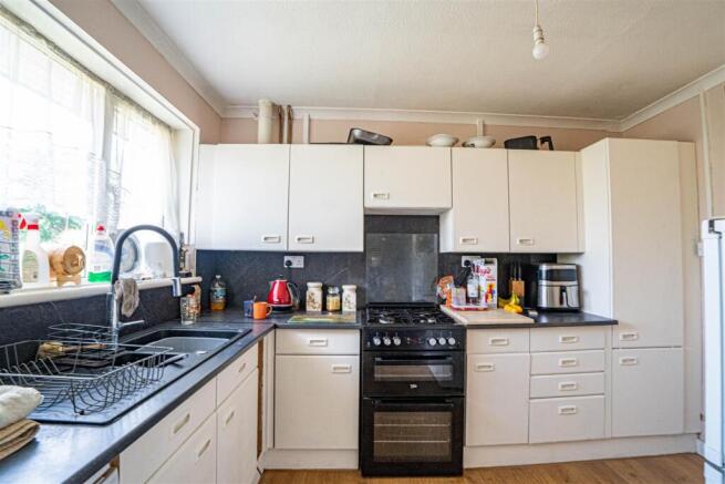 Parkstone Road, Hastings photo 4